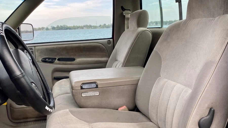 1994 Dodge Ram 2nd Gen - Image 3 of 12