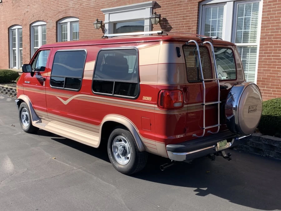 1994 Dodge Ram Van - Image 3 of 8