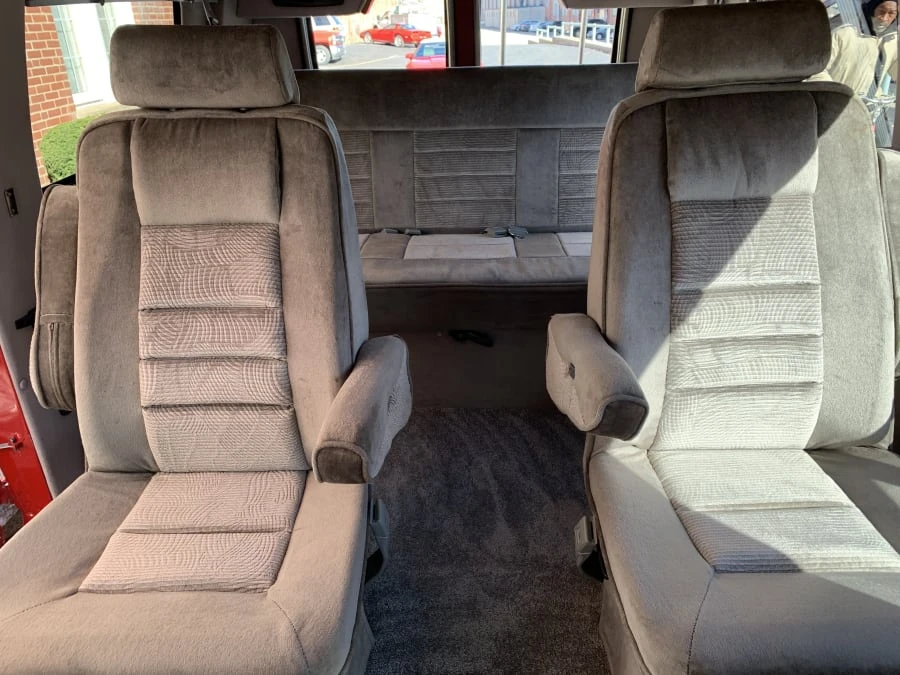 1994 Dodge Ram Van - Image 7 of 8