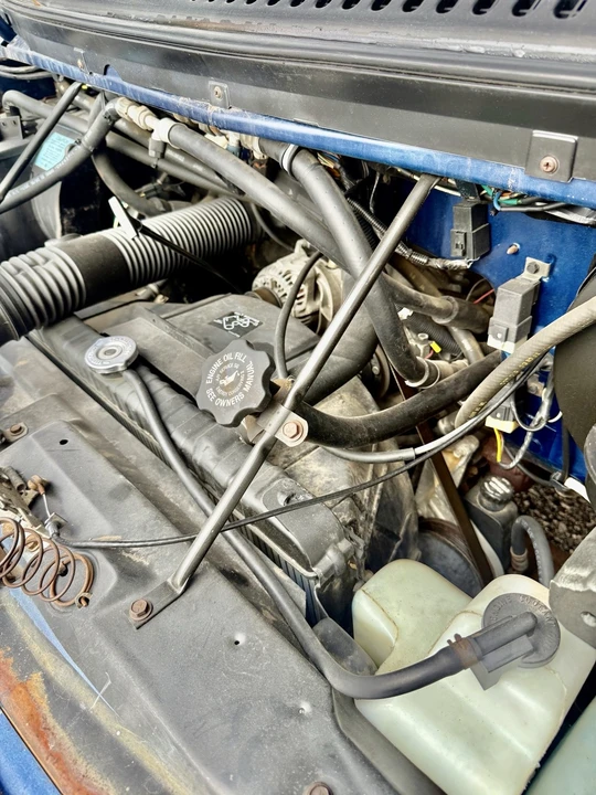 1994 Dodge Ram Van - Image 17 of 21