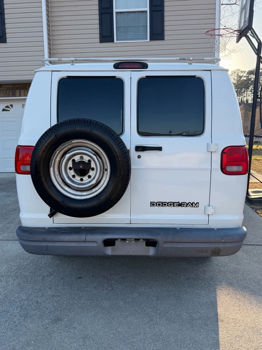 1994 Dodge Ram Van - Image 3 of 21