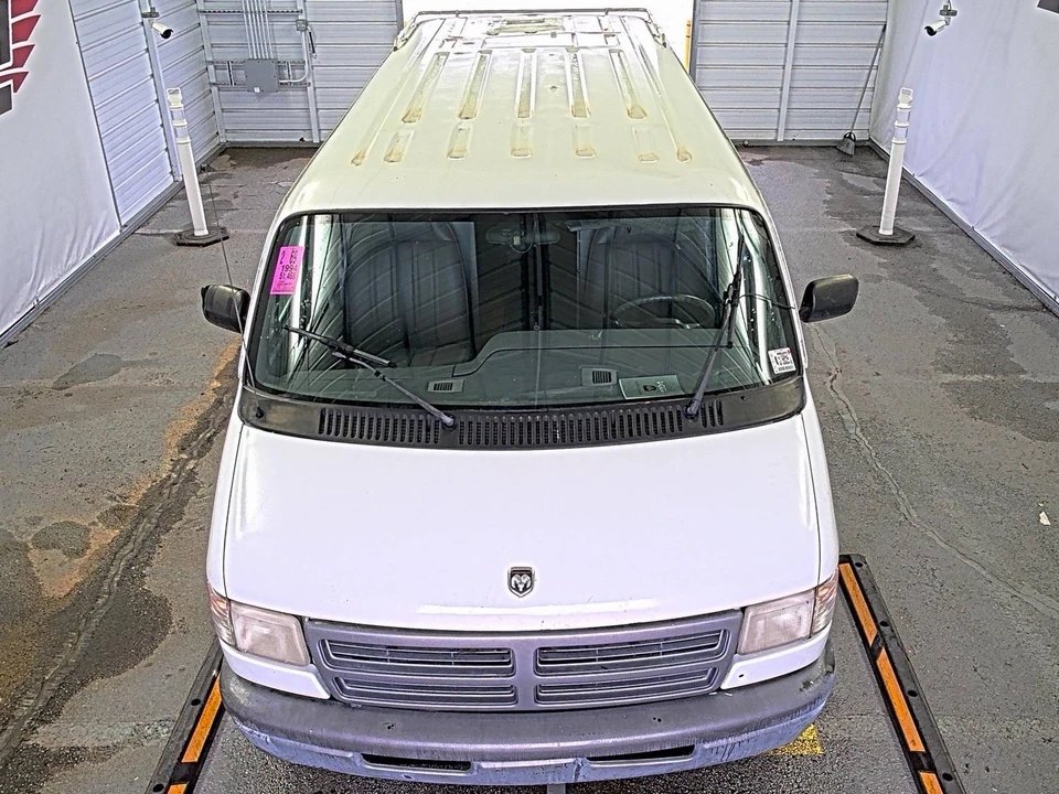 1994 Dodge Ram Van - Image 9 of 21