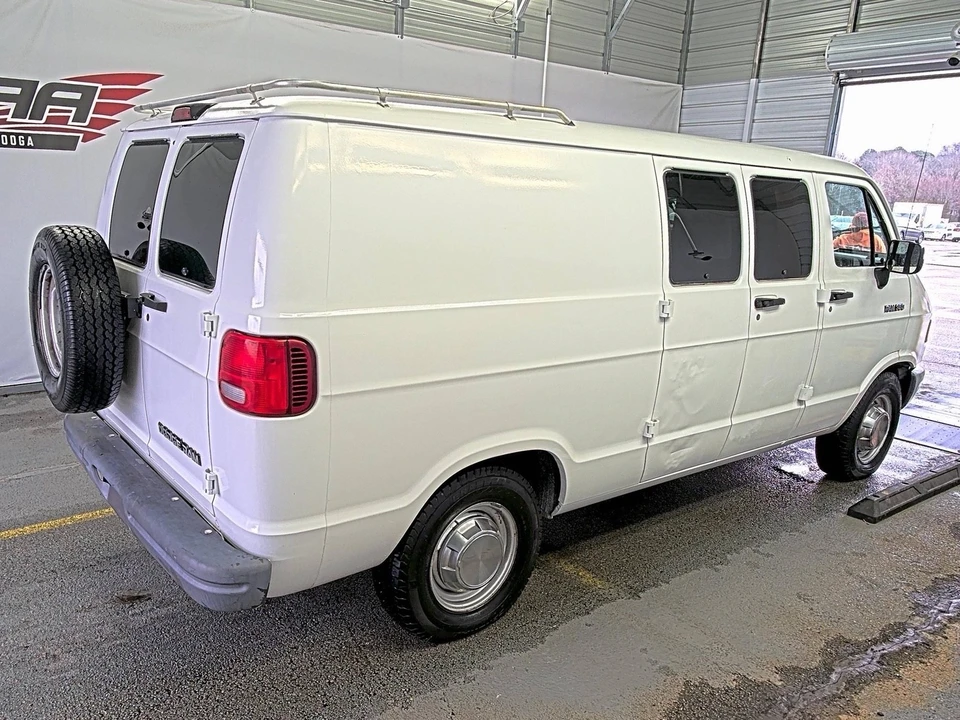 1994 Dodge Ram Van - Image 7 of 21