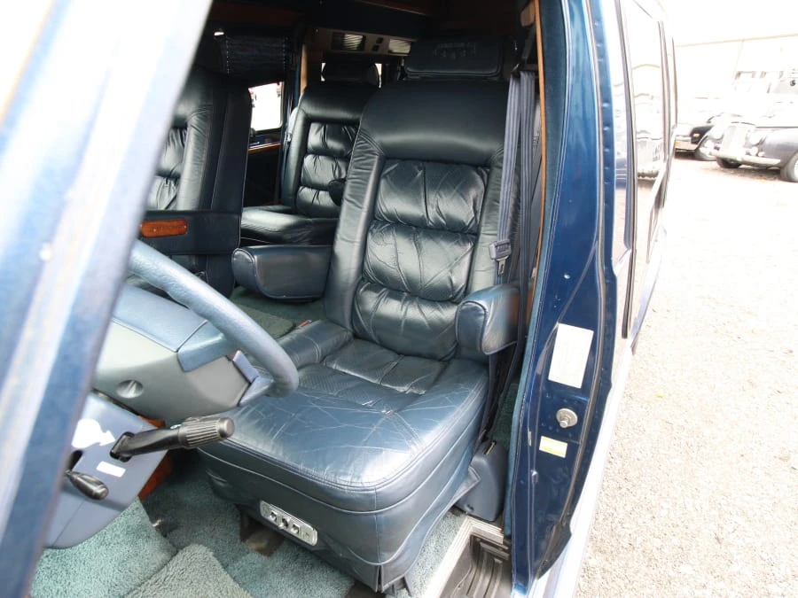 1994 Dodge Ram Van - Image 6 of 31
