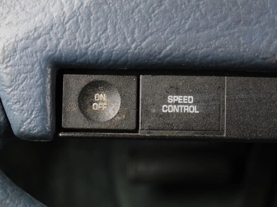 1994 Dodge Ram Van - Image 17 of 31