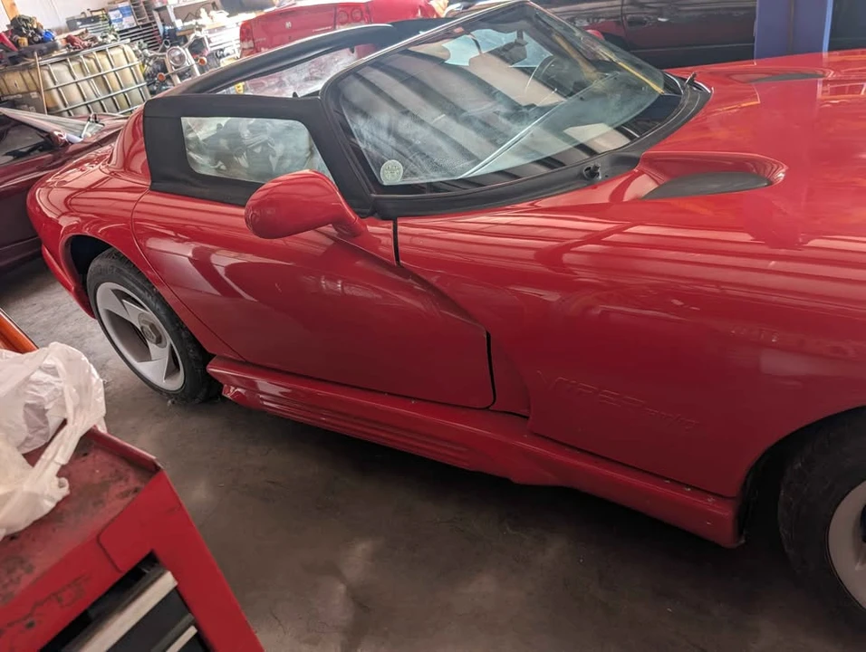 1994 Dodge Viper 1st Gen - Image 8 of 10