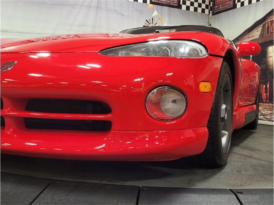 1994 Dodge Viper 1st Gen - Image 28 of 31