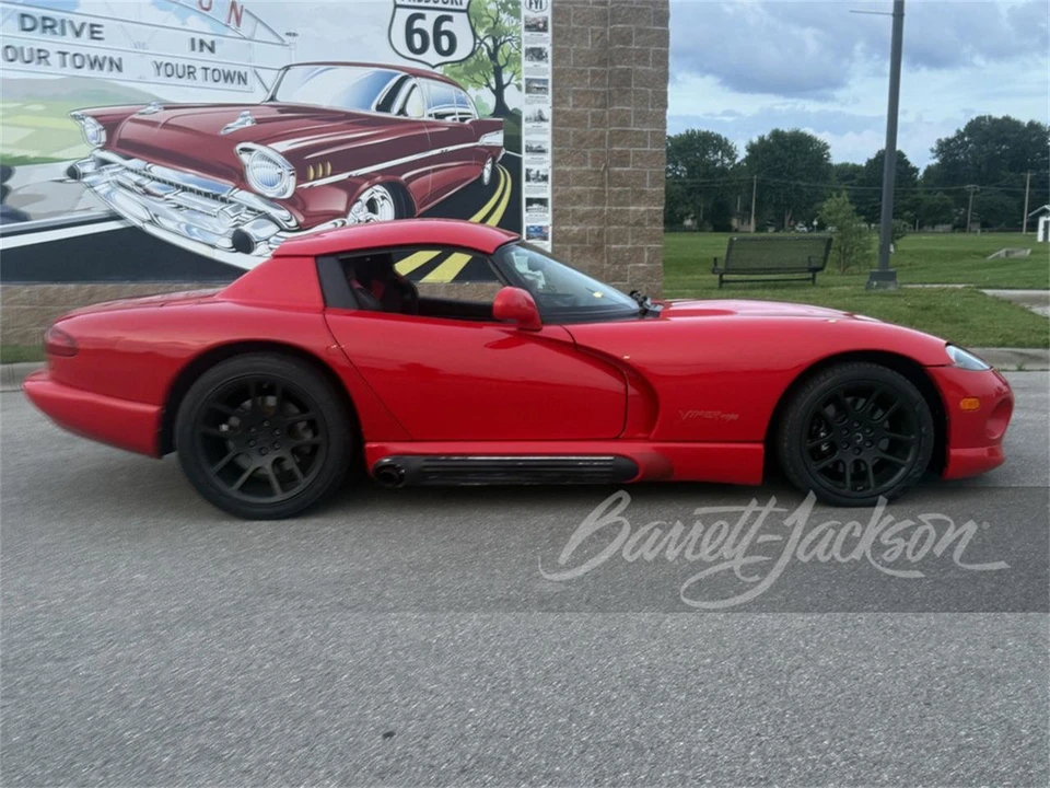 1994 Dodge Viper 1st Gen - Image 2 of 5