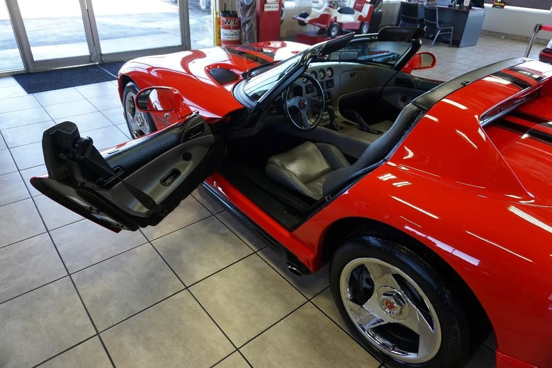 1994 Dodge Viper 1st Gen - Image 19 of 21