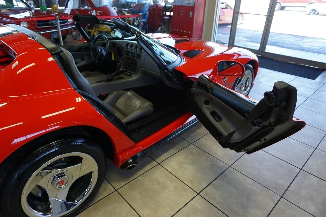 1994 Dodge Viper 1st Gen - Image 21 of 31