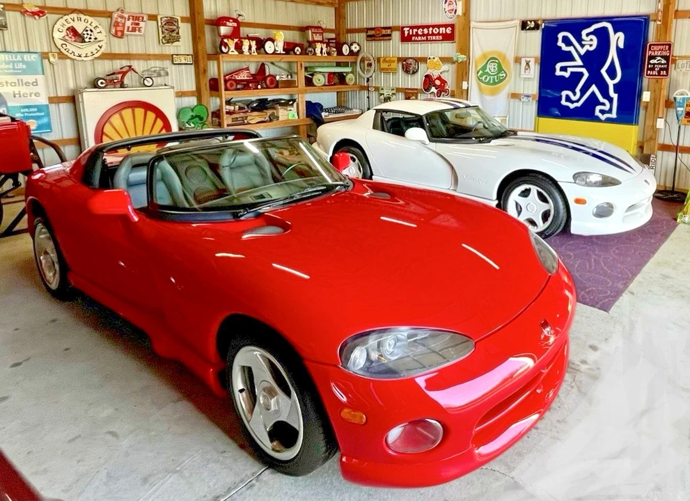 1994 Dodge Viper 1st Gen - Image 4 of 11