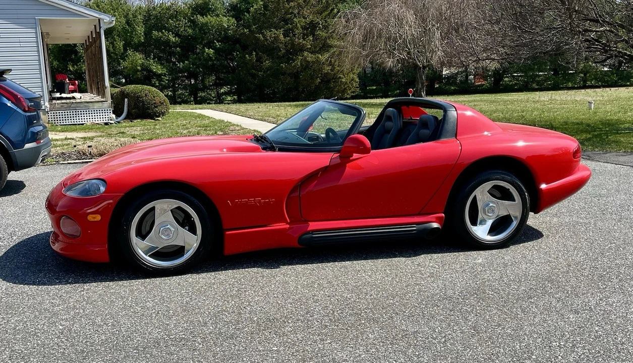 1994 Dodge Viper 1st Gen - Image 2 of 11