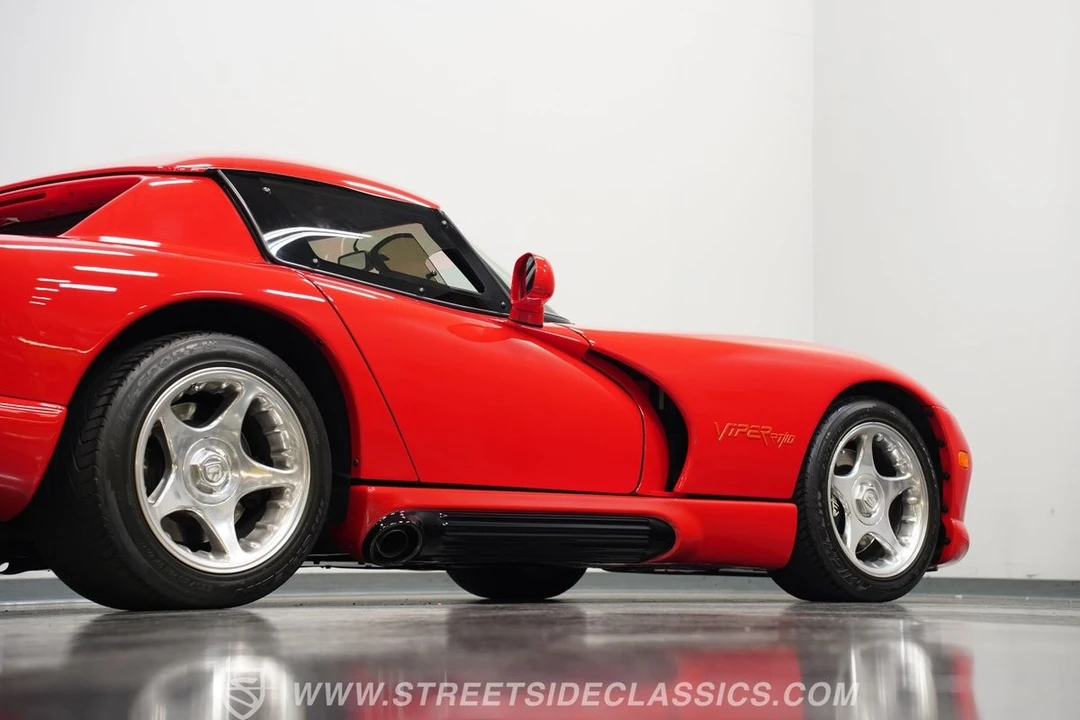 1994 Dodge Viper 1st Gen - Image 28 of 31