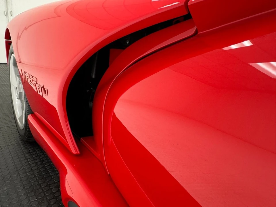 1994 Dodge Viper 1st Gen - Image 16 of 31