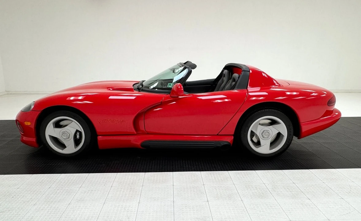 1994 Dodge Viper 1st Gen - Image 2 of 31