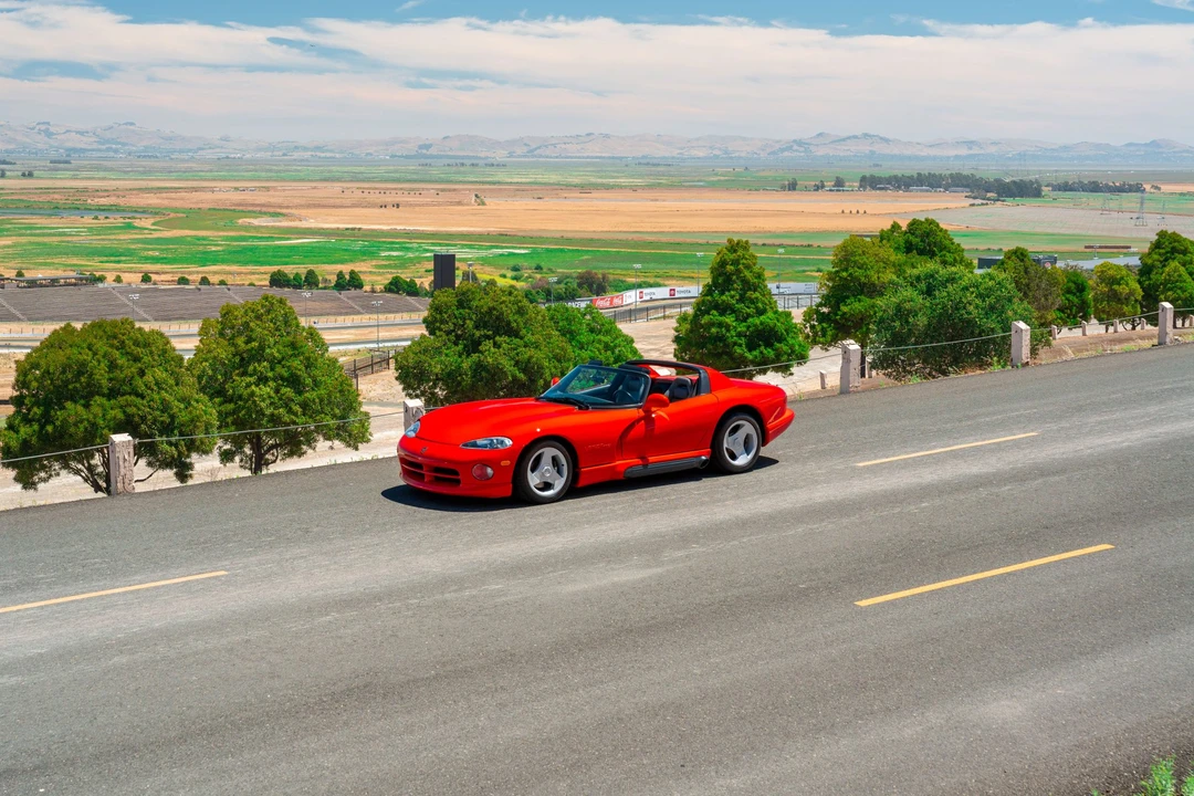 1994 Dodge Viper 1st Gen - Image 2 of 31