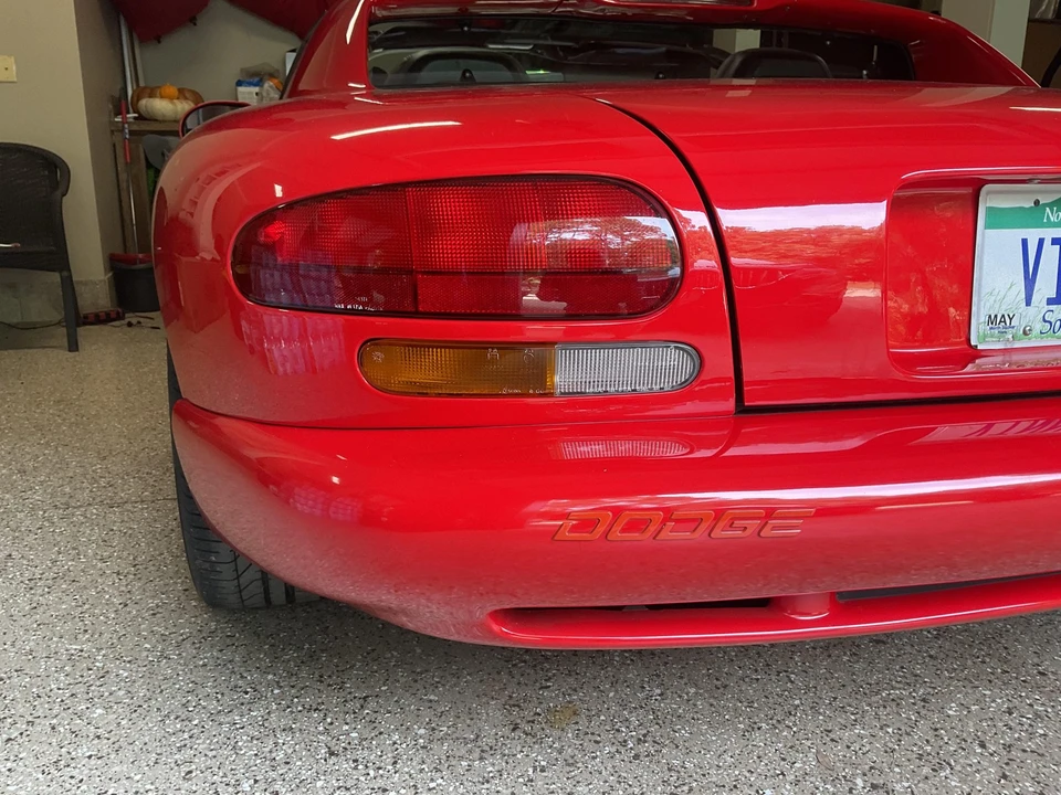 1994 Dodge Viper 1st Gen - Image 28 of 31