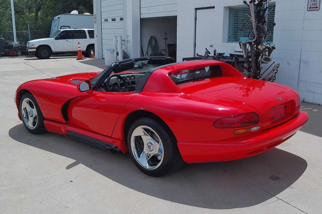 1994 Dodge Viper 1st Gen - Image 15 of 31