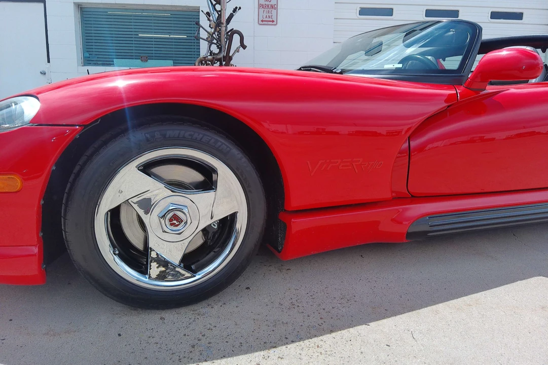 1994 Dodge Viper 1st Gen - Image 28 of 31