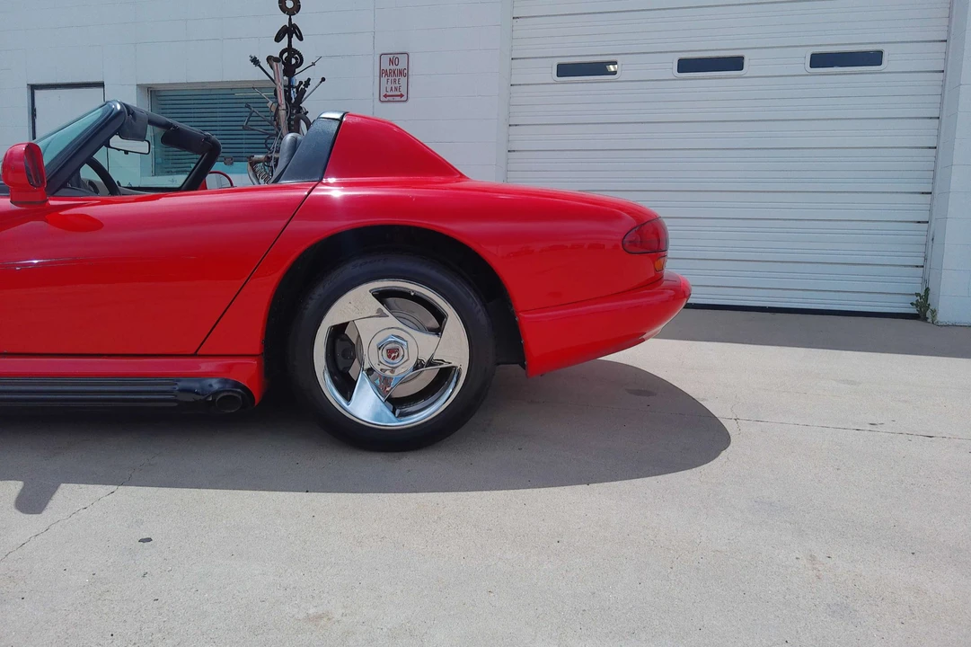 1994 Dodge Viper 1st Gen - Image 29 of 31