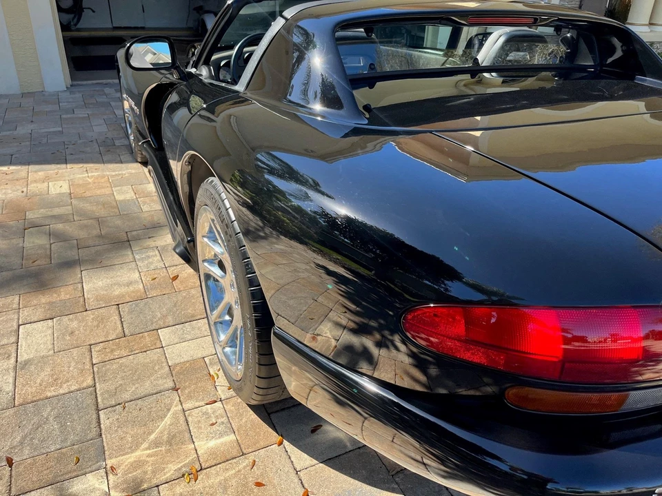1994 Dodge Viper 1st Gen - Image 28 of 31