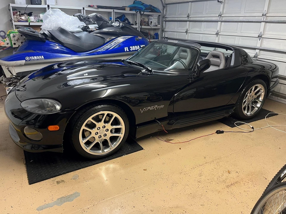 1994 Dodge Viper 1st Gen - Image 14 of 31