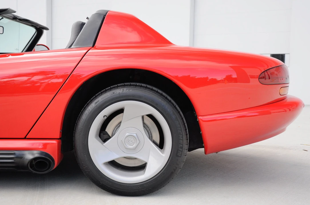 1994 Dodge Viper 1st Gen - Image 13 of 31