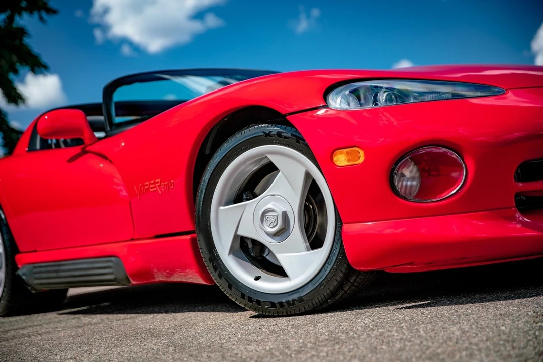 1994 Dodge Viper 1st Gen - Image 7 of 12
