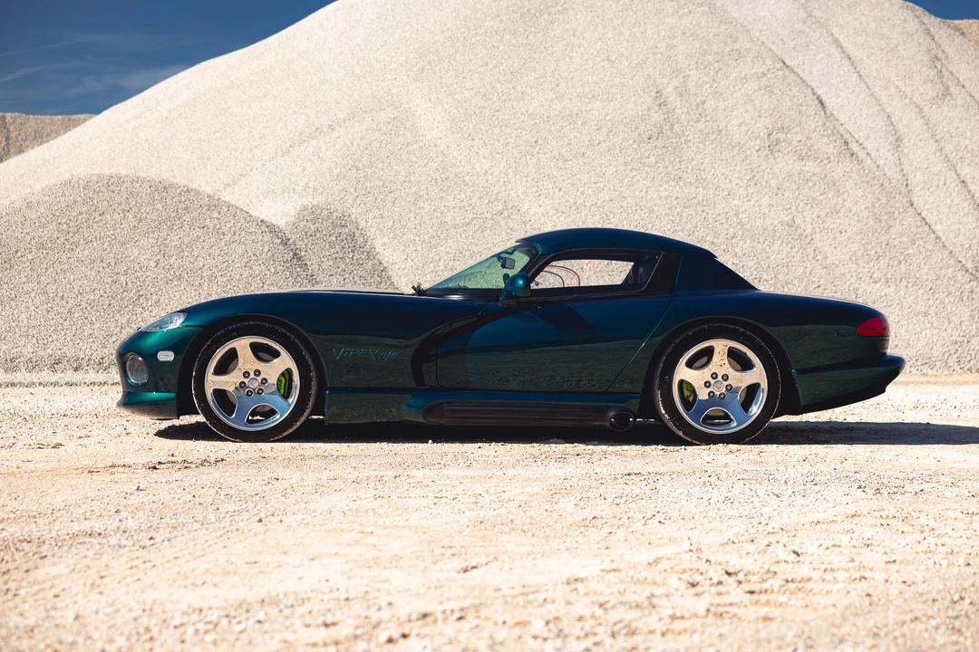1994 Dodge Viper 1st Gen - Image 28 of 31