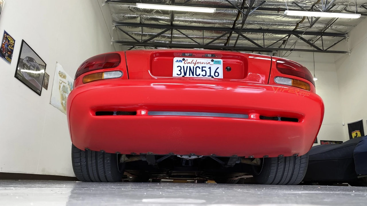 1994 Dodge Viper 1st Gen - Image 16 of 31