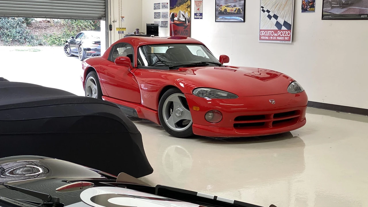 1994 Dodge Viper 1st Gen - Image 7 of 31
