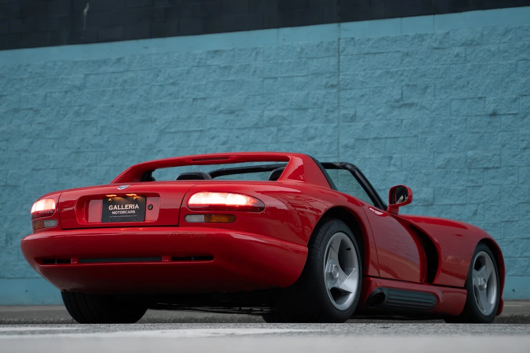 1994 Dodge Viper 1st Gen - Image 24 of 31
