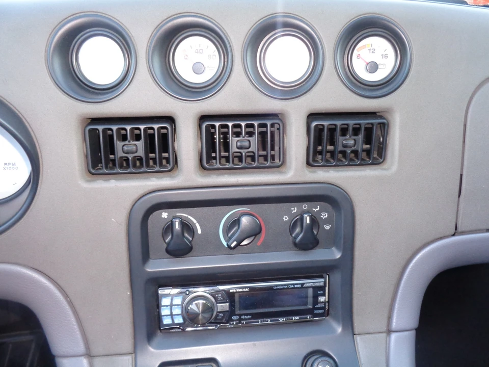 1994 Dodge Viper 1st Gen - Image 27 of 31