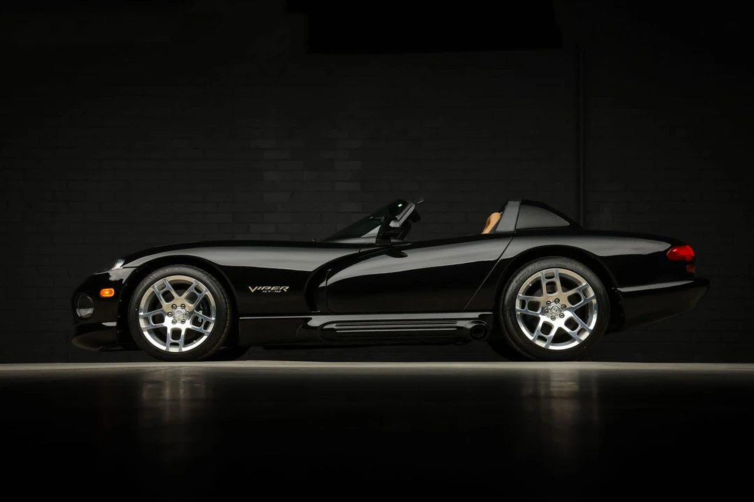 1994 Dodge Viper 1st Gen - Image 26 of 31