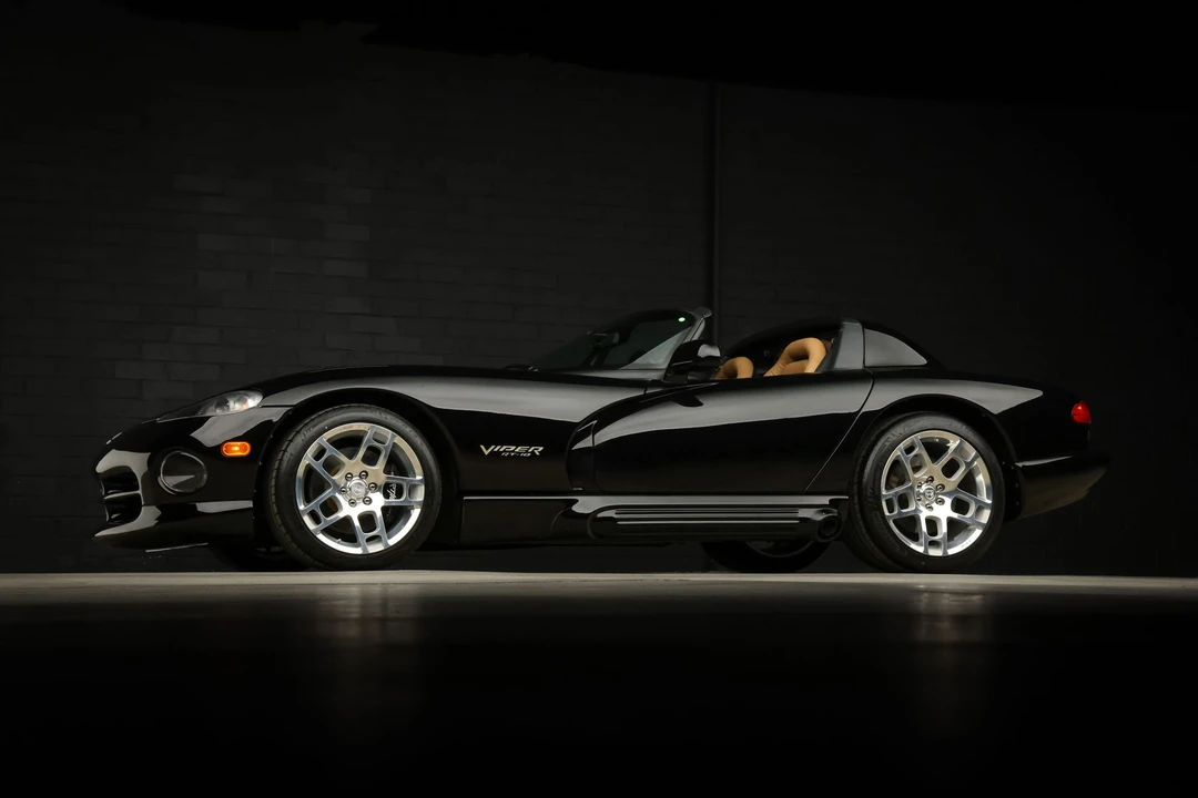 1994 Dodge Viper 1st Gen - Image 27 of 31