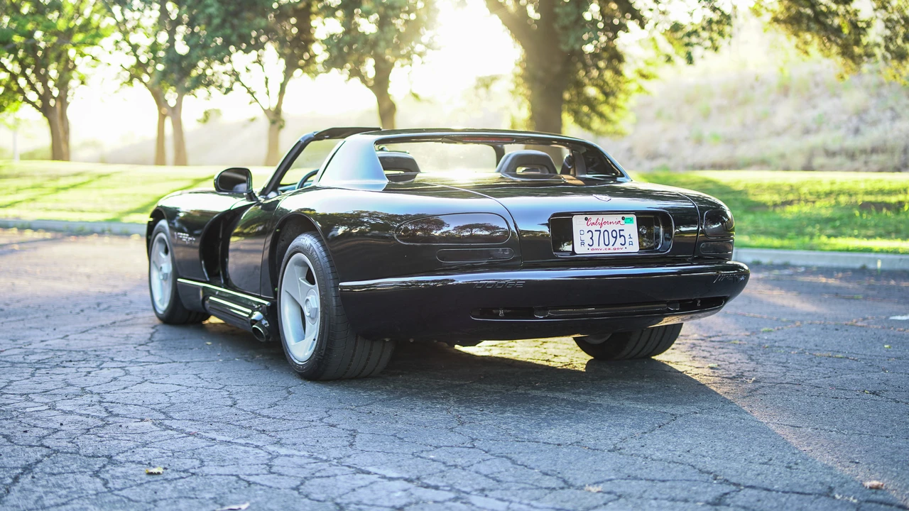 1994 Dodge Viper 1st Gen - Image 19 of 31