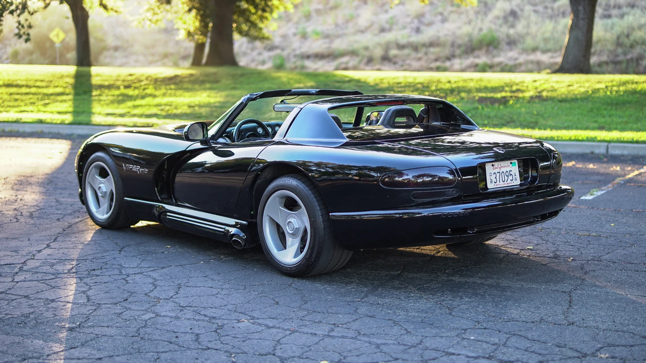 1994 Dodge Viper 1st Gen - Image 17 of 31