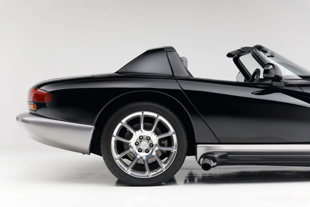 1994 Dodge Viper 1st Gen - Image 14 of 31