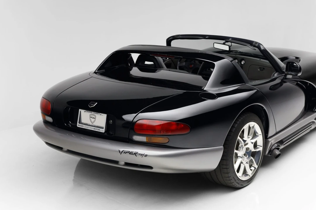 1994 Dodge Viper 1st Gen - Image 22 of 31