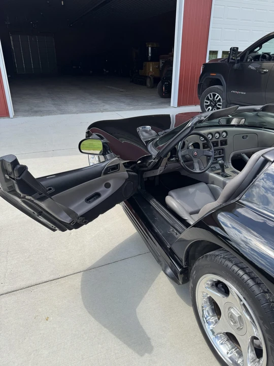1994 Dodge Viper 1st Gen - Image 27 of 31