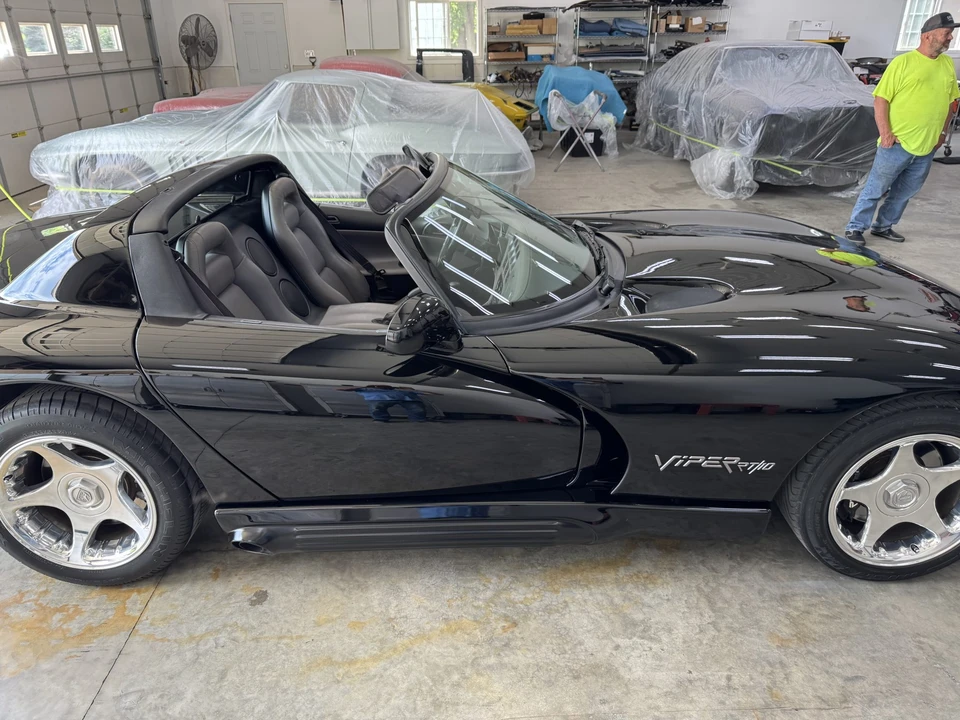 1994 Dodge Viper 1st Gen - Image 13 of 31