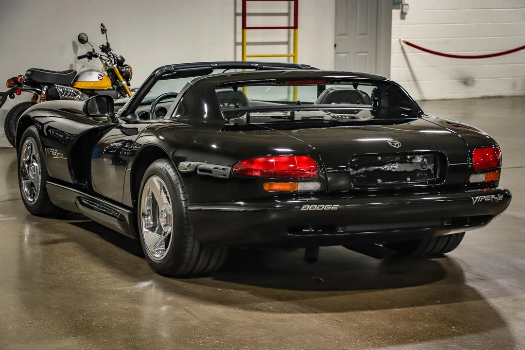1994 Dodge Viper 1st Gen - Image 13 of 31