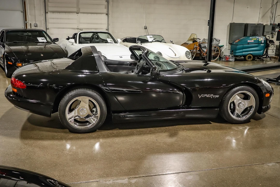 1994 Dodge Viper 1st Gen - Image 19 of 31