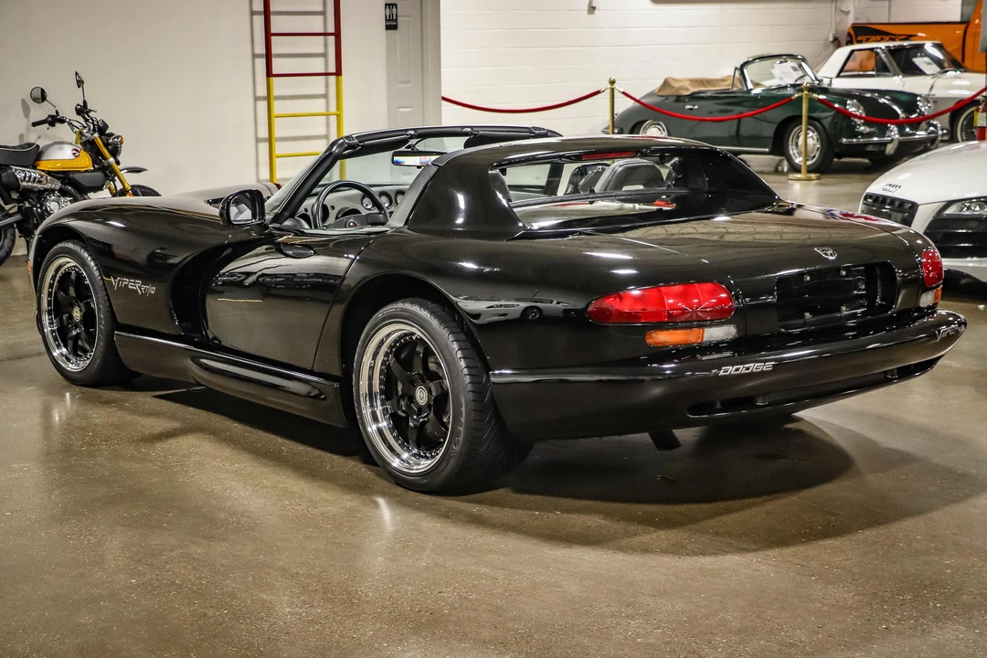 1994 Dodge Viper 1st Gen - Image 30 of 31