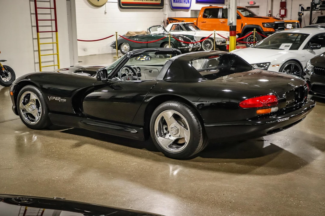 1994 Dodge Viper 1st Gen - Image 11 of 31
