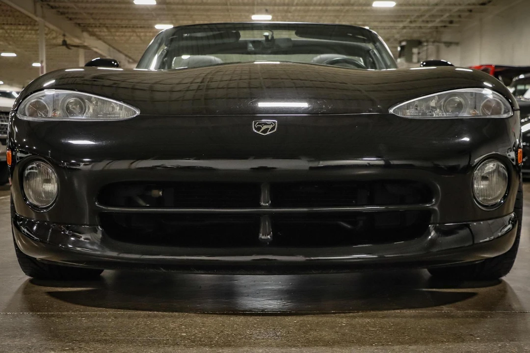 1994 Dodge Viper 1st Gen - Image 2 of 31