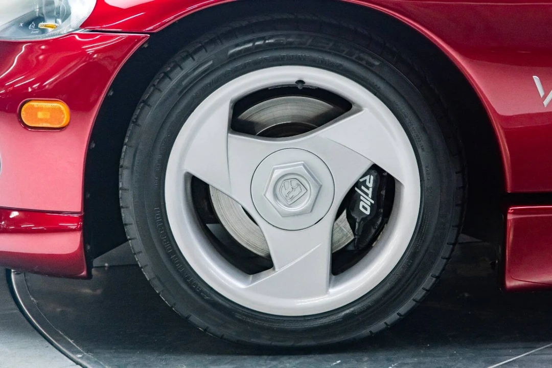 1994 Dodge Viper 1st Gen - Image 18 of 21
