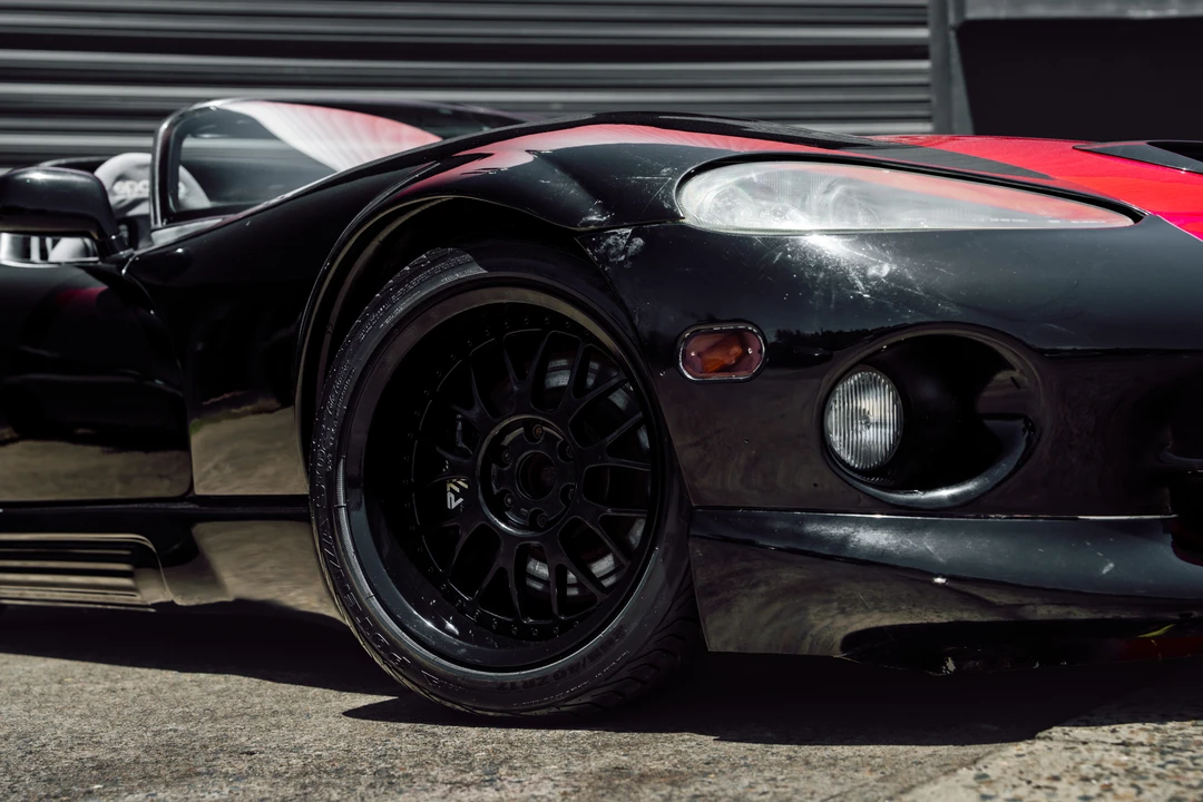 1994 Dodge Viper 1st Gen - Image 23 of 31