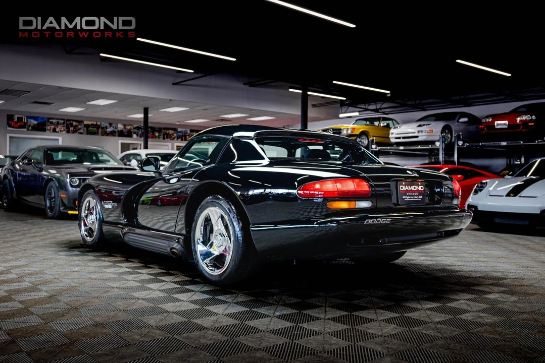 1994 Dodge Viper 1st Gen - Image 2 of 12