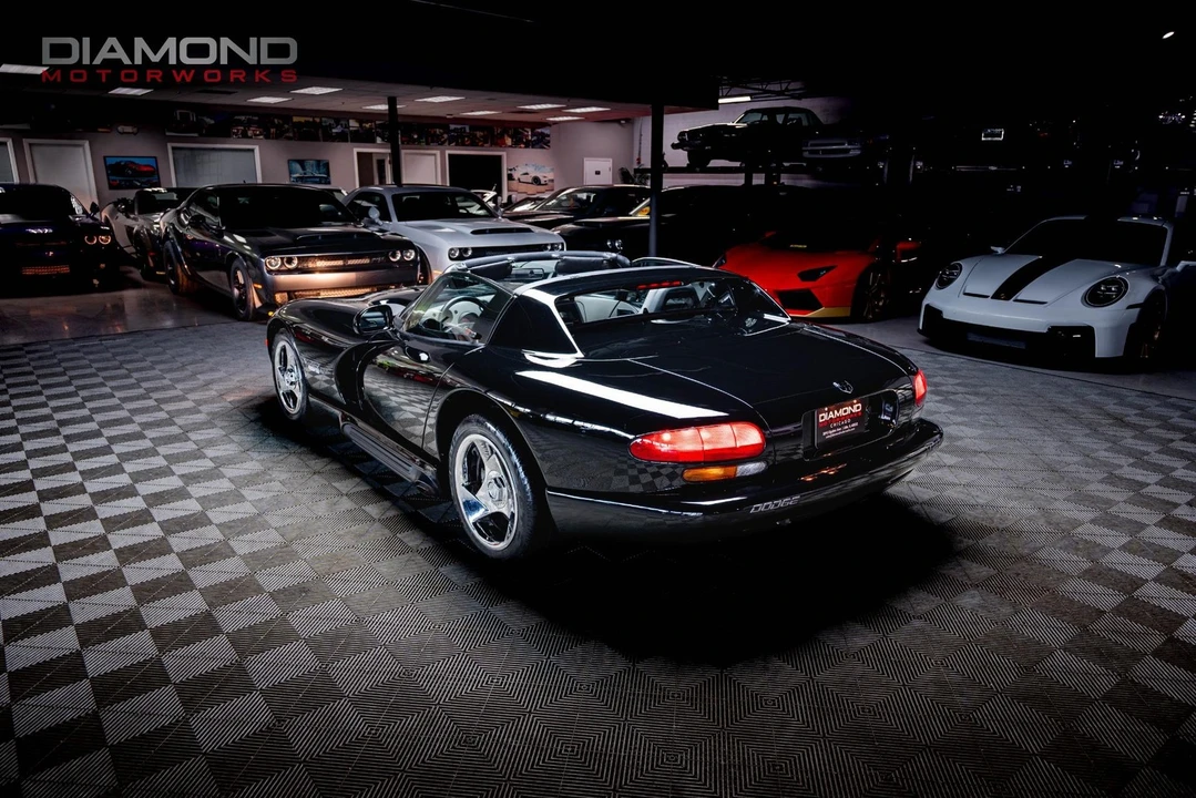 1994 Dodge Viper 1st Gen - Image 4 of 12